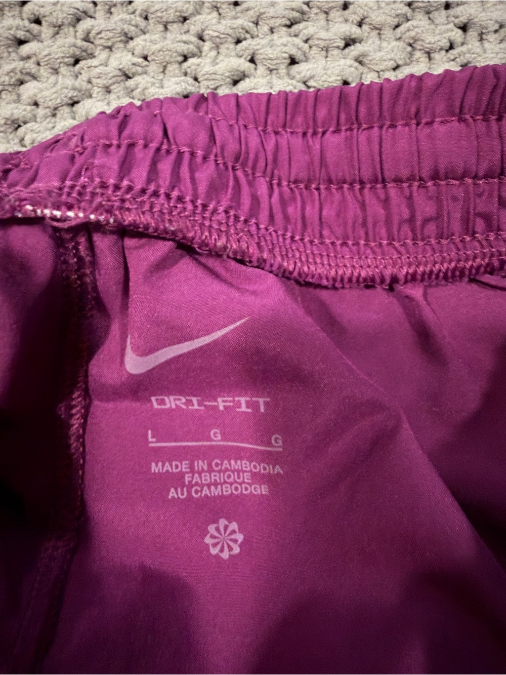 Nike Boys Magenta Athletic Shorts - Picture 3 of 3